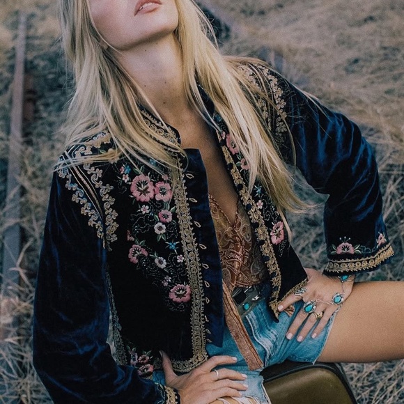 Chasing Unicorns Dark Horse Silk Velvet Jacket - NWT - XL - Picture 3 of 14